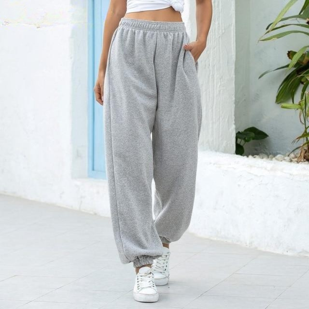 Women Sweatpants. Oversized Joggers and Casual Sweatsuits Pants.