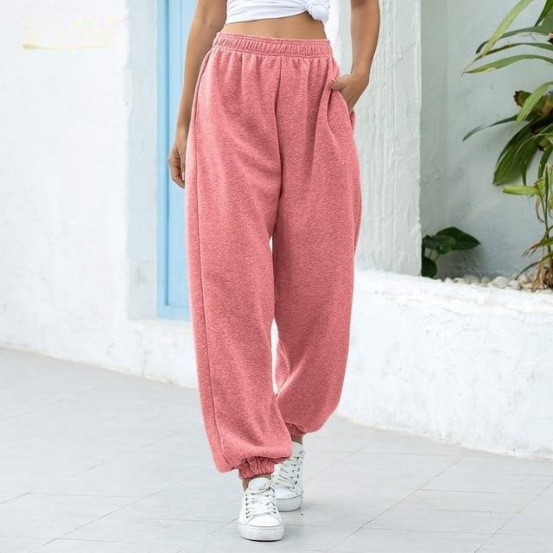 Women Sweatpants. Oversized Joggers and Casual Sweatsuits Pants.